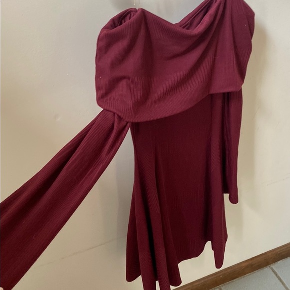 Off shoulder fold over sweater dress - Picture 2 of 2